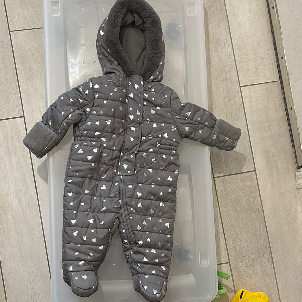 Tahari Foil Heart Snow Pram/ Snowsuit - 6/9 Months